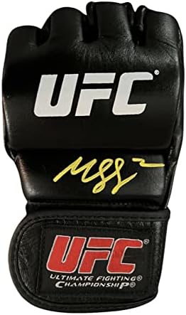 Khamzat Borz Chimaev potpisao Švedsku žutu UFC rukavicu PSA / DNK